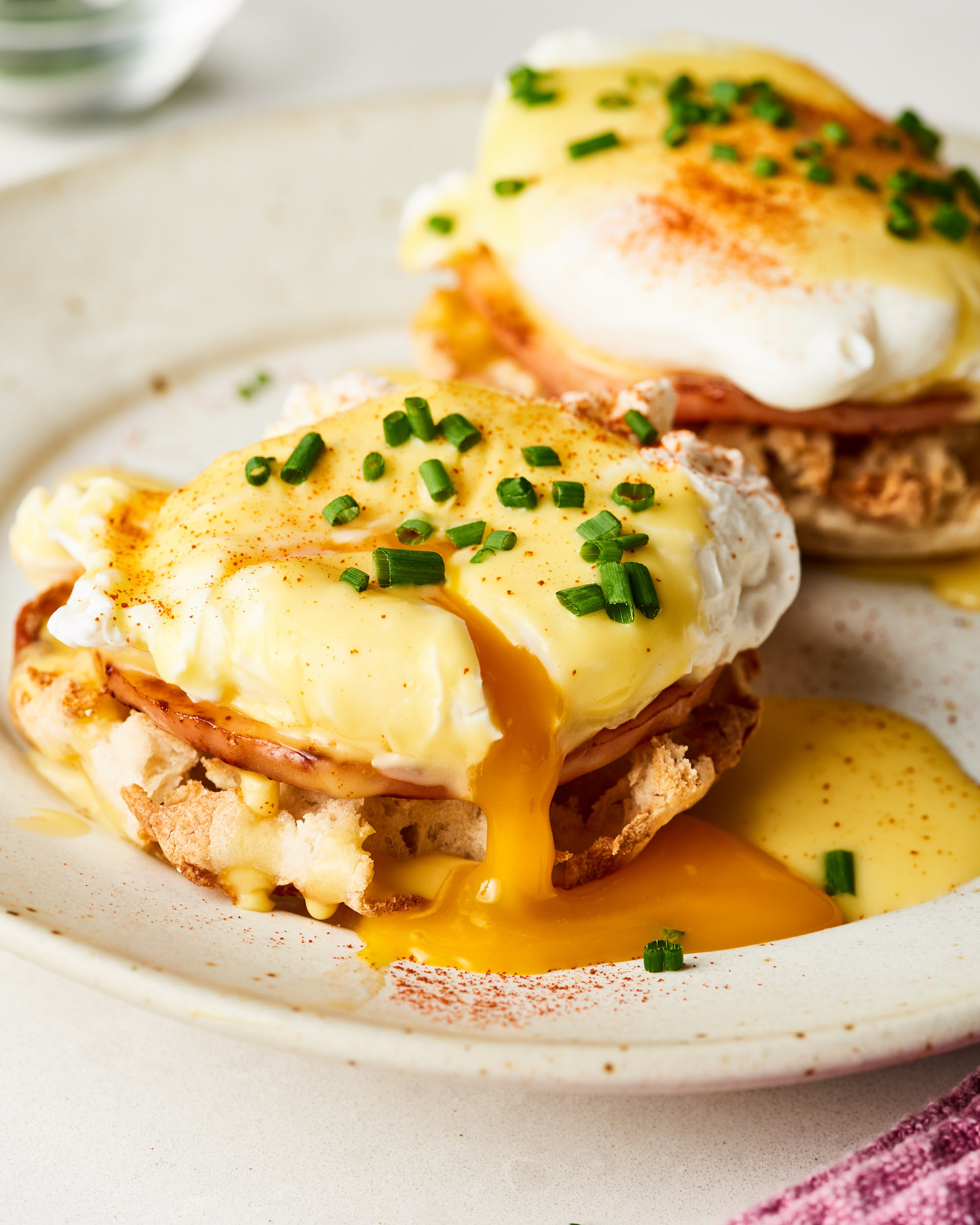 The Kitchn: How to make the easiest eggs Benedict | Variety Menu ...